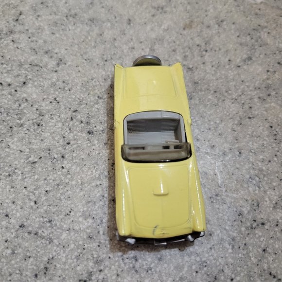 1996 Hot Wheels ’53 Thunderbird & 1989 Matchbox 1957 Thunderbird - Picture 12 of 13